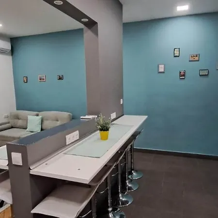 Mojito In The Party District